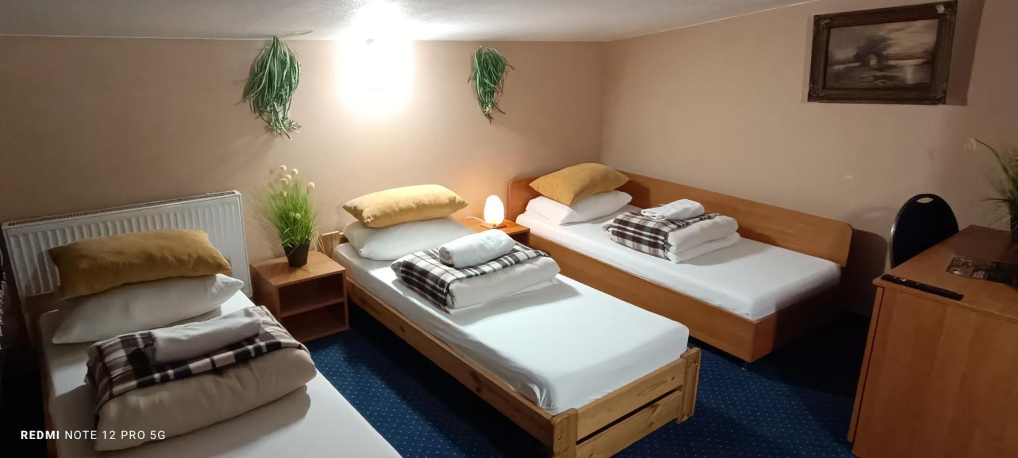 Zajazd Albatros Rzeszow Spa Eksteriør bilde